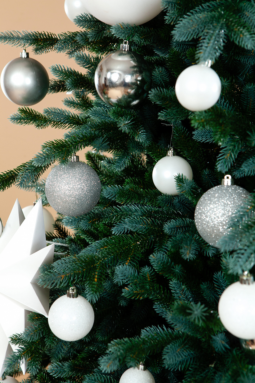 Ель ИЗУМРУДНАЯ ЭДИТ