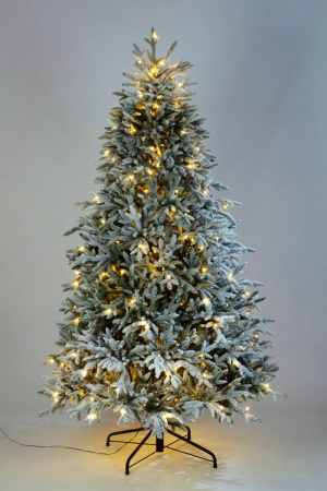 Ель ПЕРСЕЯ в снегу с вплетенной гирляндой