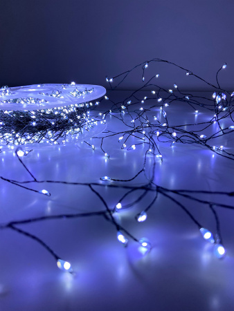 Электрогирлянда "Мишура " 900 холодных LED ламп , зеленый провод 30м. Длина провода от вилки до ламп