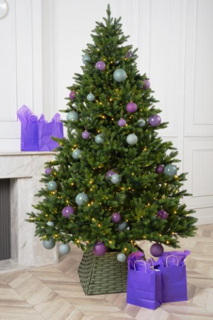 Ель ТРИУМФ с вплетенной гирляндой 230 см